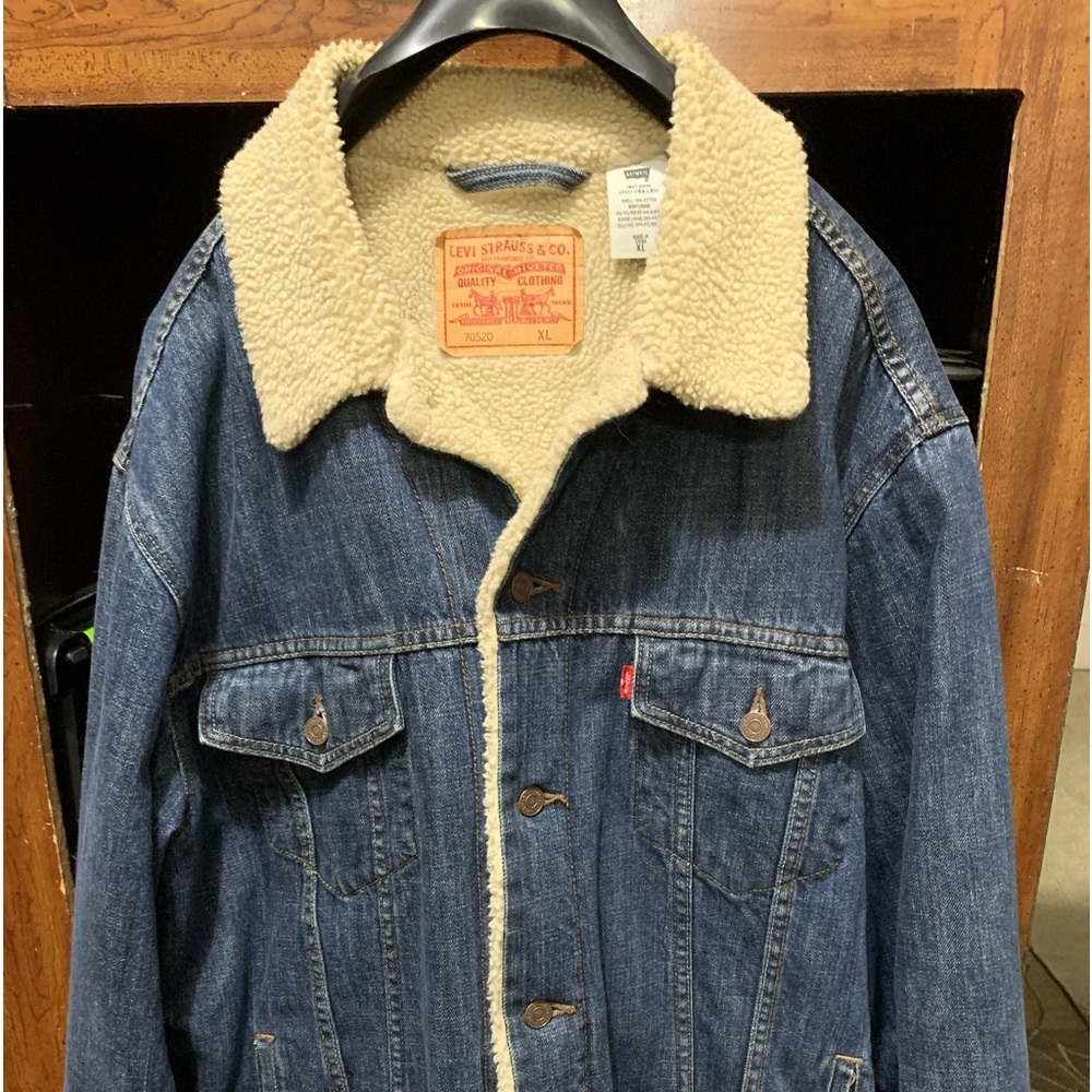 Levi’s Sherpa lined dark blue denim jacket